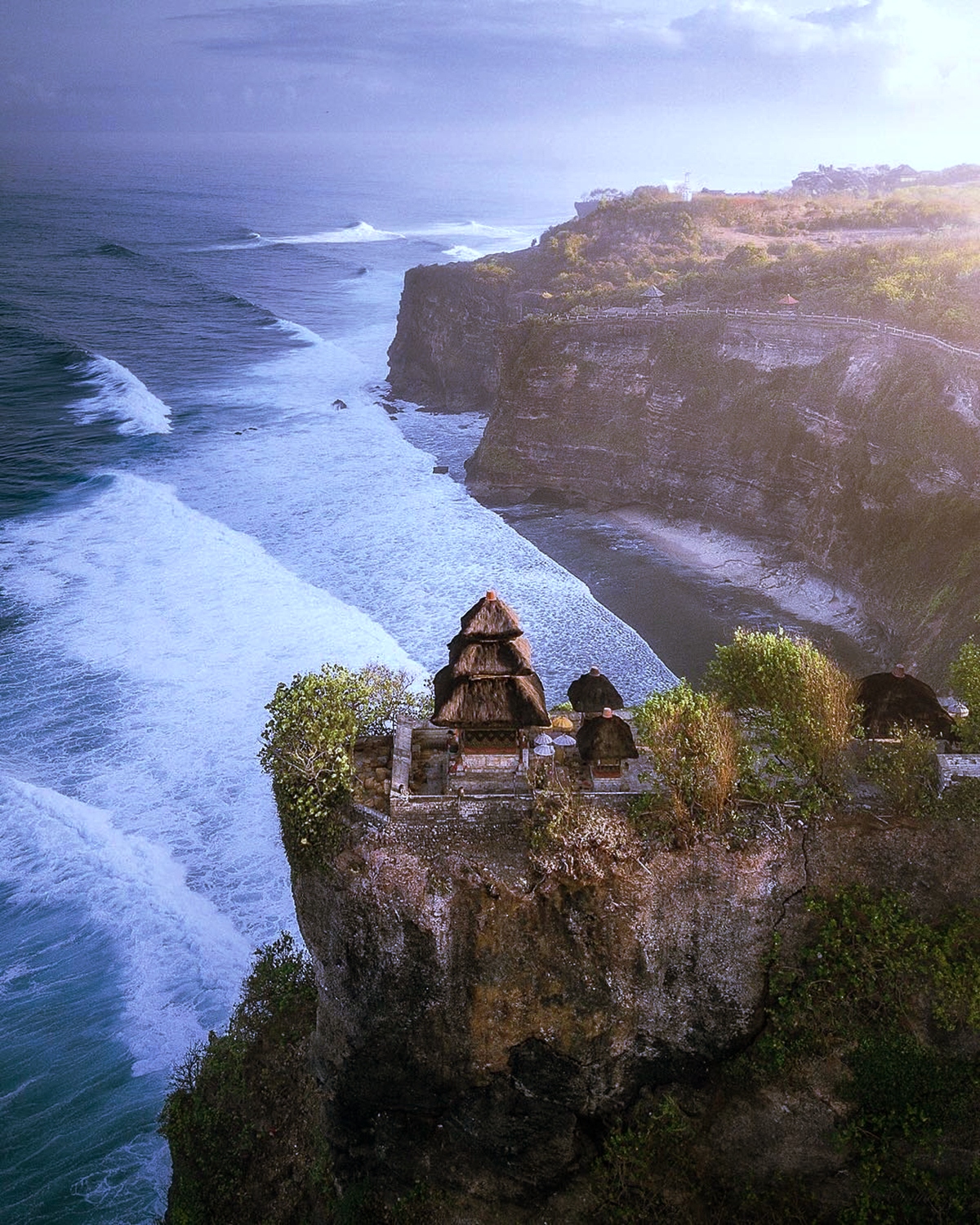 bahwa Pura Uluwatu